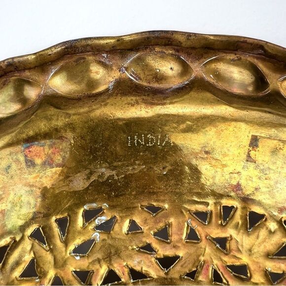 Vintage Etched Brass Large Round Wall Hanging Tray Plate Floral 19” Diameter - Picture 5 of 7